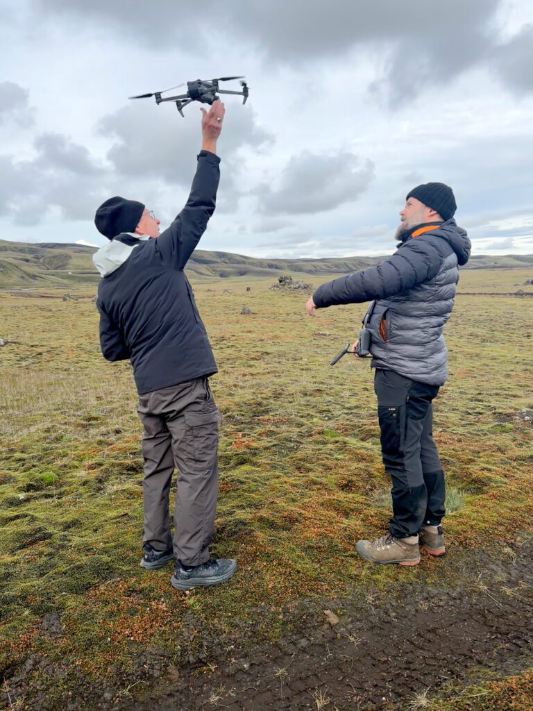 Jeroen guiding a guest during a drone workshop in the Icelandic Highlands