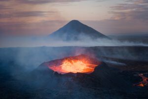 The Litli-Hrútur Eruption - A Timeline The Litli-Hrútur Eruption - A Timeline