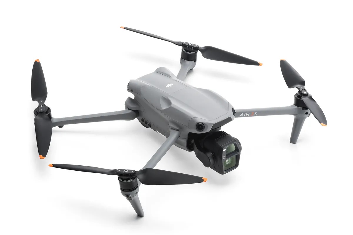 DJI Air 3S: The Best New Mid-Range Drone For Photography?