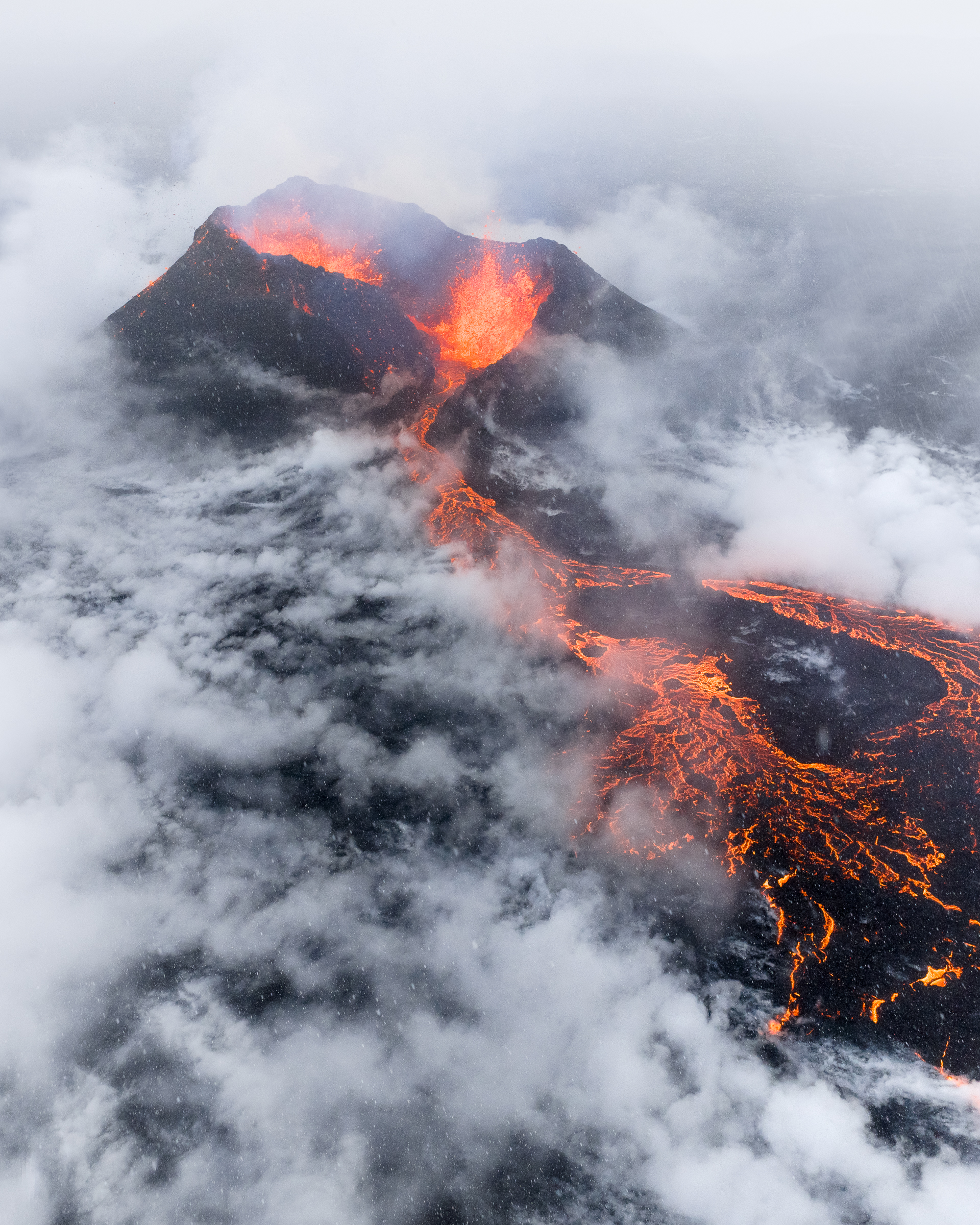 Behind The Shot - Volcanic Eruption In Iceland Engulfed In Steam
