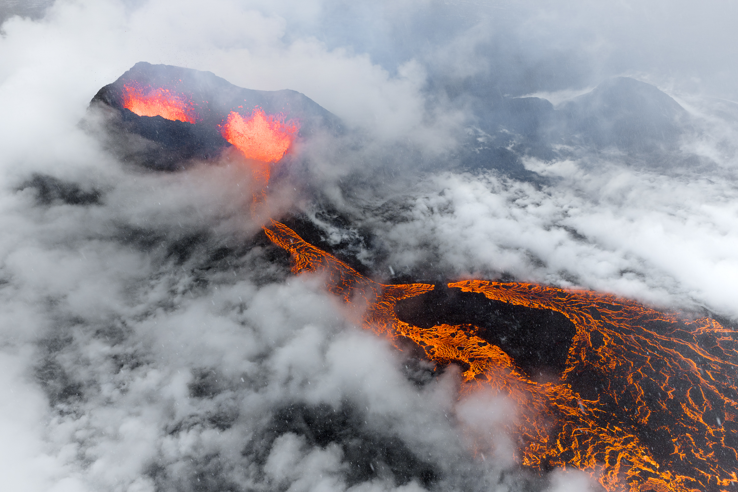 Behind The Shot - Volcanic Eruption In Iceland Engulfed In Steam